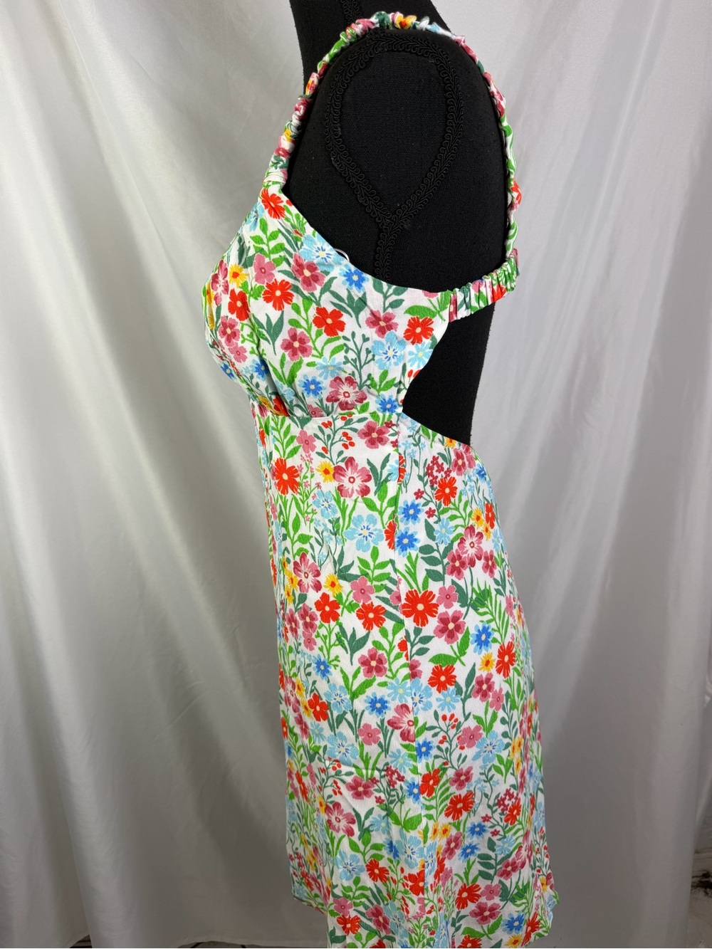 Sky to Moon White Floral Cutout Mini Sundress Sweetheart Neckline Open Back M - Picture 8 of 12